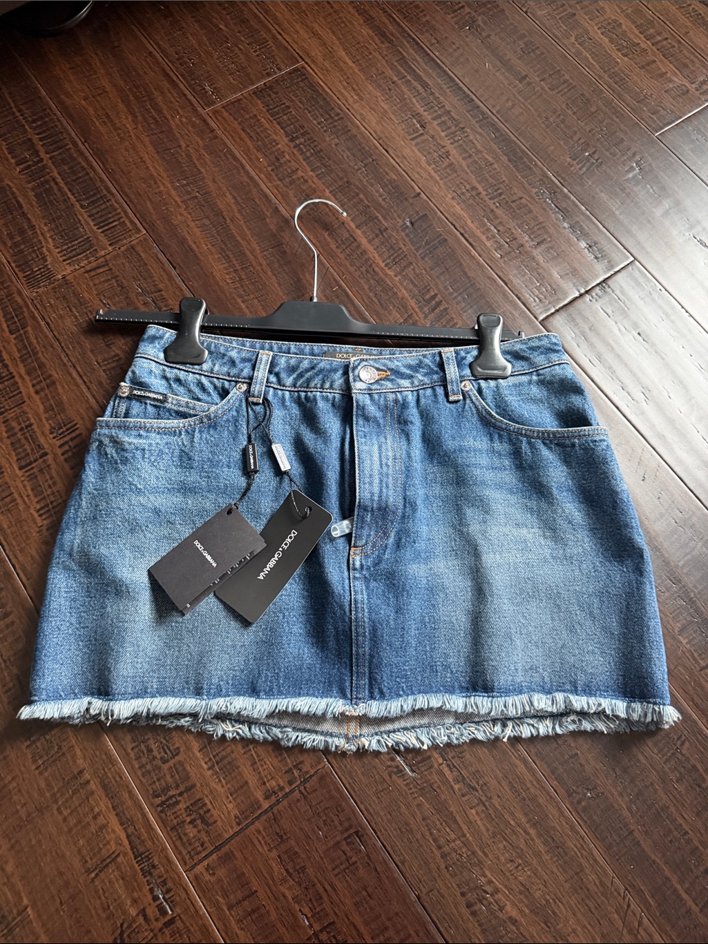 Bnwt Dolce & Gabbana Blue Denim Mini Skirt With Frayed Hem
